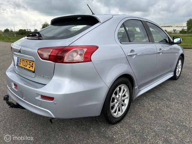 Mitsubishi Lancer Sportback 1.6 Limited Edition , Trekhaak