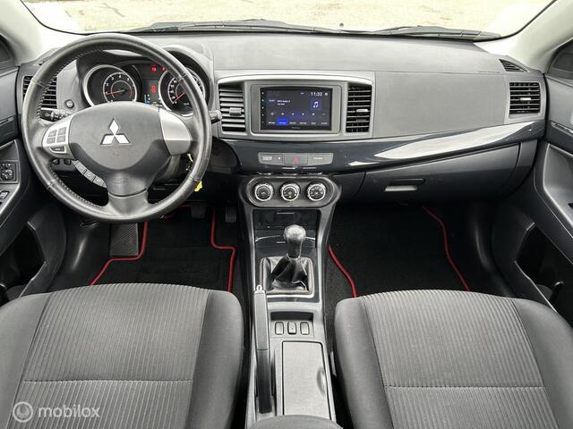 Mitsubishi Lancer Sportback 1.6 Limited Edition , Trekhaak