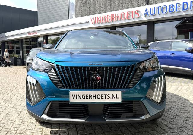 Peugeot 2008 Benzine 100 Pk  Draadloos Aple Carplay / Android Auto  Climate & Cruise Control  Parkeersensoren Voor en Achter  Vingerhoets; Vierde Generatie Ee