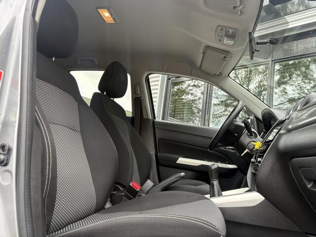 Suzuki Vitara 1.6 Exclusive -CLIMA-CRUISECONTROL-LICHTMETALEN VELGEN-CAMERA-STOELVERWARMING-ORIGINEEL NEDERLANDS-DEALER OH