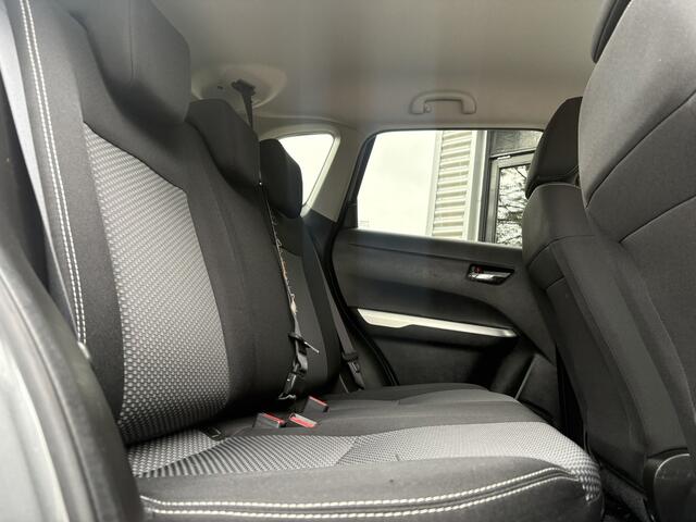 Suzuki Vitara 1.6 Exclusive -CLIMA-CRUISECONTROL-LICHTMETALEN VELGEN-CAMERA-STOELVERWARMING-ORIGINEEL NEDERLANDS-DEALER OH