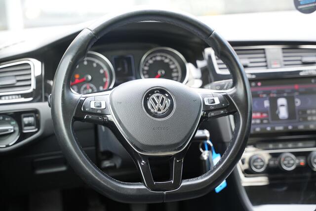 Volkswagen Golf 1.2 TSI Highline Cruise Control Groot Scherm