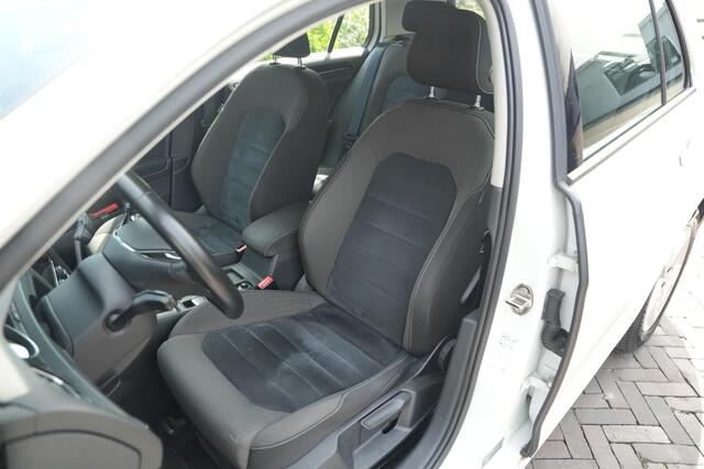 Volkswagen Golf 1.2 TSI Highline Cruise Control Groot Scherm