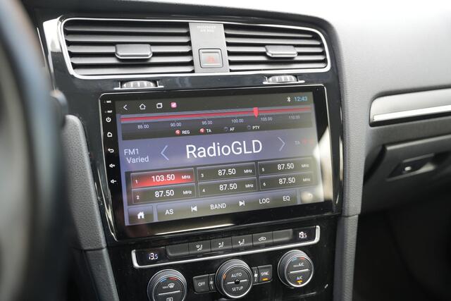 Volkswagen Golf 1.2 TSI Highline Cruise Control Groot Scherm