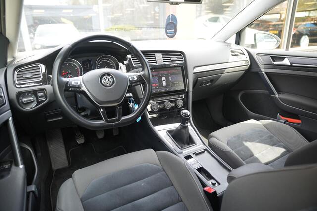 Volkswagen Golf 1.2 TSI Highline Cruise Control Groot Scherm