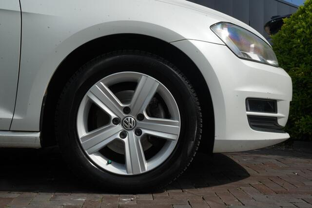Volkswagen Golf 1.2 TSI Highline Cruise Control Groot Scherm