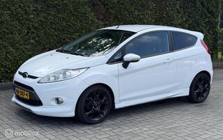 FORD FIESTA 1.6 Metal Sport Clima Cruise Leer