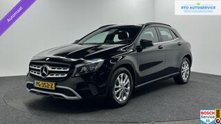 MERCEDES-BENZ GLA-KLASSE 180 Business Solution CAMERA TREKHAAK LM CRUISE ECC.