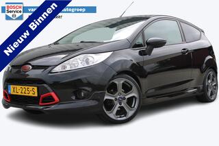 Ford Fiesta 1.6 Metal | Cruise control | Stoelverwarming | Sportpakket | Lederen bekleding | Climate control | Voorruit verwarmd | Bluetooth | Lichtmetalen