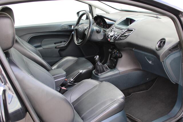Ford Fiesta 1.6 Metal | Cruise control | Stoelverwarming | Sportpakket | Lederen bekleding | Climate control | Voorruit verwarmd | Bluetooth | Lichtmetalen