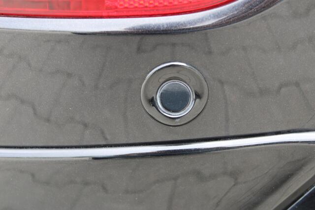 Ford Fiesta 1.6 Metal | Cruise control | Stoelverwarming | Sportpakket | Lederen bekleding | Climate control | Voorruit verwarmd | Bluetooth | Lichtmetalen