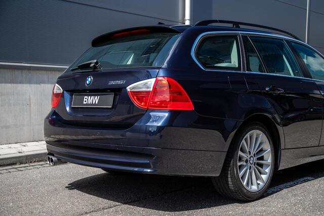 BMW 3-Serie Touring 325i Executive | Stoelverwarming | Elek. Spiegels | Top Conditie