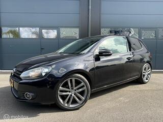 Volkswagen Golf VI