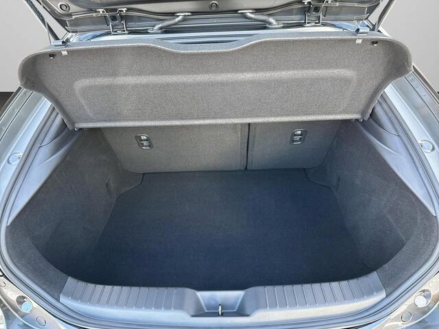 Mazda 3 5DR Hatchback 2.0L e-Skyactiv X, 186hp auto Homura