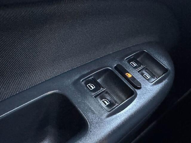 Skoda Octavia Combi 1.2 TSI Comfort/airco/Trekhaak/navigatie/cruise Controle/parkeersensoren achter/ stoelverwarming/e apk
