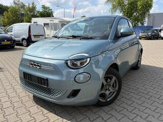 FIAT 500 3+1 Passion 42 kWh (BOVAG/RIJKLAARPRIJS)
