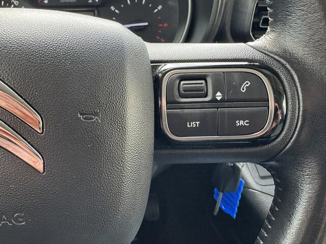 Citroen Berlingo XL 1.2 PureTech Shine 7p Trekhaak All-Season Banden, Carplay, Navi, Parkeersensoren, Climate Control