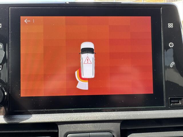 Citroen Berlingo XL 1.2 PureTech Shine 7p Trekhaak All-Season Banden, Carplay, Navi, Parkeersensoren, Climate Control