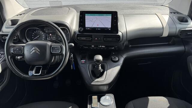 Citroen Berlingo XL 1.2 PureTech Shine 7p Trekhaak All-Season Banden, Carplay, Navi, Parkeersensoren, Climate Control