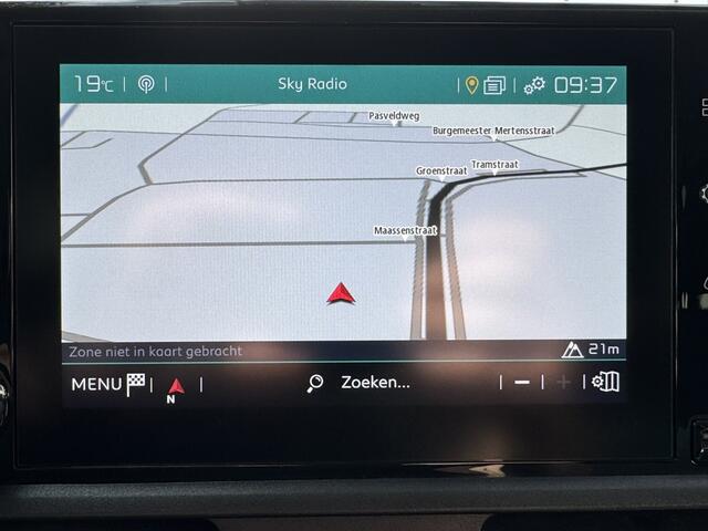 Citroen Berlingo XL 1.2 PureTech Shine 7p Trekhaak All-Season Banden, Carplay, Navi, Parkeersensoren, Climate Control
