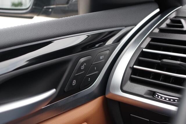 BMW X3 iX3 High Executive 80 kWh 286 PK, SOH 100 %, Panoramadak, Leder, Driving. Ass. Prof, Camera,