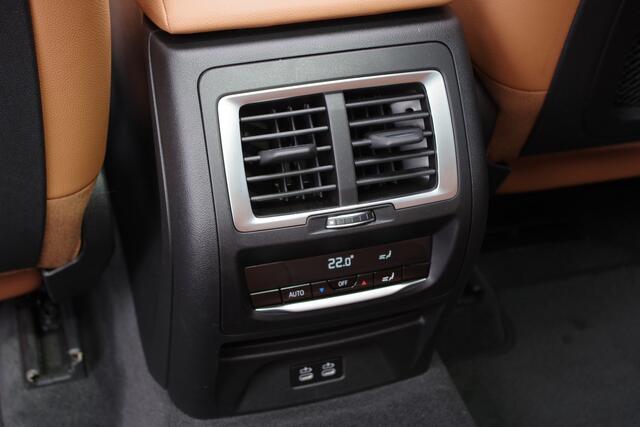 BMW X3 iX3 High Executive 80 kWh 286 PK, SOH 100 %, Panoramadak, Leder, Driving. Ass. Prof, Camera,