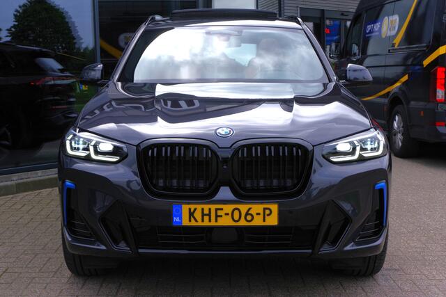 BMW X3 iX3 High Executive 80 kWh 286 PK, SOH 100 %, Panoramadak, Leder, Driving. Ass. Prof, Camera,