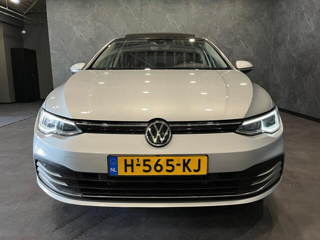 Volkswagen Golf 1.5 eTSI Style DSG AUTOMAAT NAP PANO