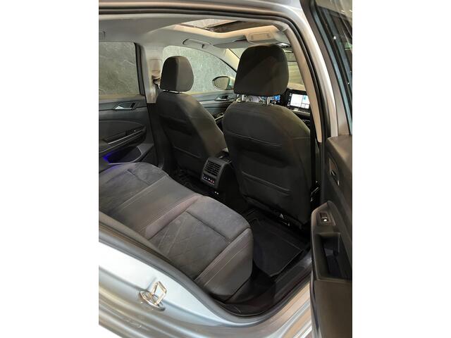 Volkswagen Golf 1.5 eTSI Style DSG AUTOMAAT NAP PANO
