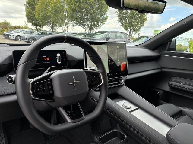 Polestar 4 Long Range Dual motor Perf Pilot Plus 100 kWh Polestar 4 Long range dual motor Performance