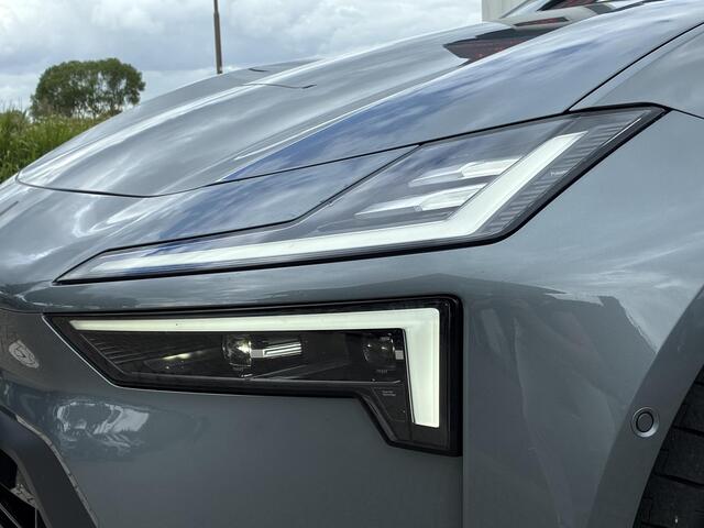 Polestar 4 Long Range Dual motor Perf Pilot Plus 100 kWh Polestar 4 Long range dual motor Performance