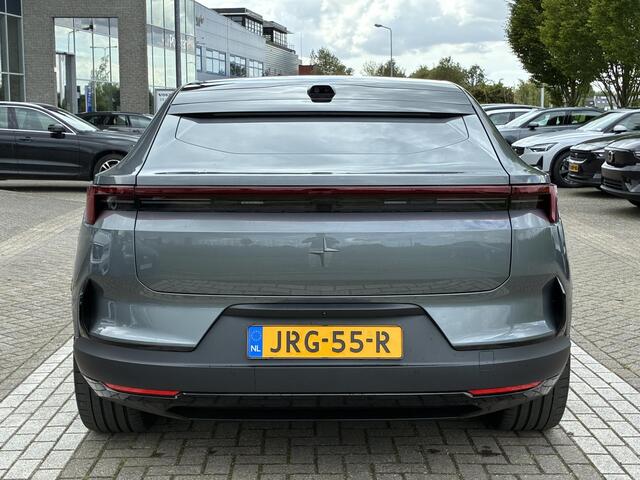 Polestar 4 Long Range Dual motor Perf Pilot Plus 100 kWh Polestar 4 Long range dual motor Performance