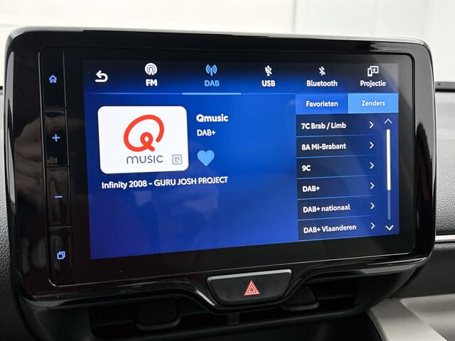 Toyota Yaris 1.5 Hybrid 115 First Edition | BTW Voertuig | Stoelverwarming | Apple CarPlay/Android Auto | Climate control | Cruise control Adaptive |