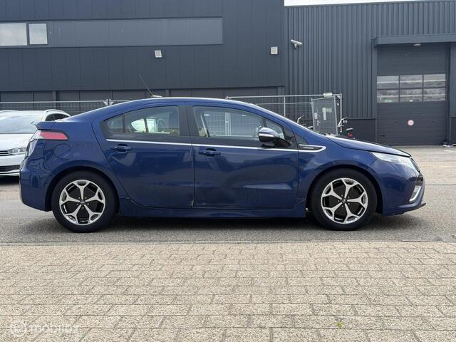 Opel Ampera 1.4    MOTORSTORING   