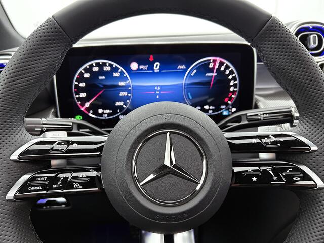 Mercedes-Benz GLC Coup� 300e 4MATIC Sport Edition | Premium | Nightpakket | Treeplanken in aluminiumlook | Trekhaak | DISTRONIC | AMG spoiler | URBAN GUARD Plus | S