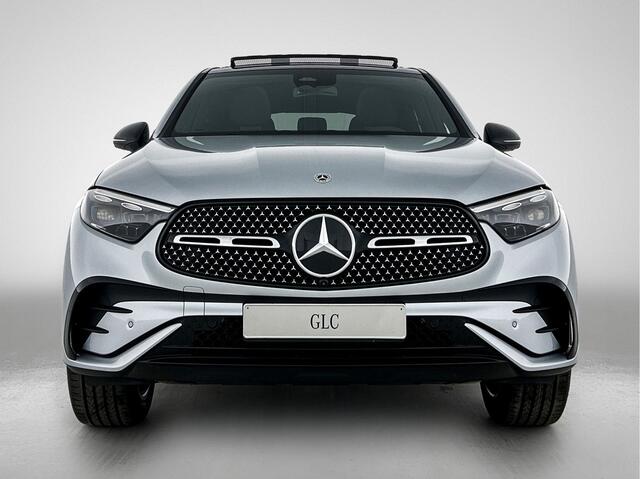 Mercedes-Benz GLC Coup� 300e 4MATIC Sport Edition | Premium | Nightpakket | Treeplanken in aluminiumlook | Trekhaak | DISTRONIC | AMG spoiler | URBAN GUARD Plus | S