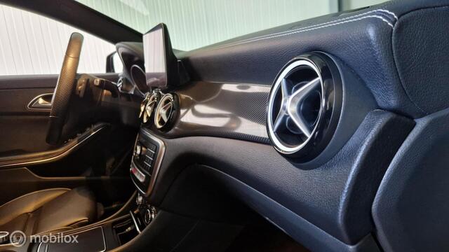 Mercedes-Benz CLA Shooting Brake 180 AMG Night Edition