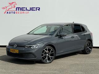 VOLKSWAGEN GOLF 1.0 TSI LED | Navigatie | Stoel + Stuurverwarming | CarPlay | Sportvelgen | Parkeersensoren | BTW Auto !!