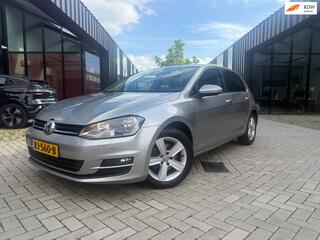 Volkswagen Golf VII