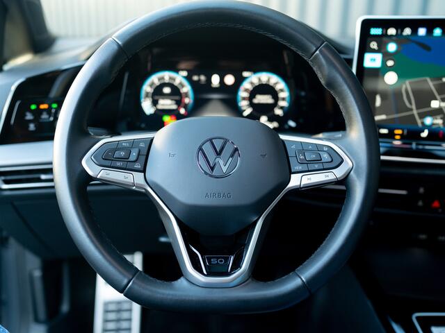 Volkswagen Golf 1.5 eTSI 50 Edition | Panodak | Stoelgeheugen | Head Up | Prijs Rijklaar