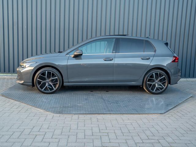 Volkswagen Golf 1.5 eTSI 50 Edition | Panodak | Stoelgeheugen | Head Up | Prijs Rijklaar