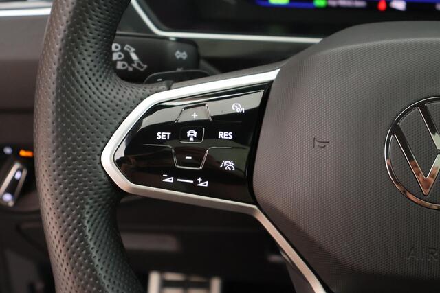 Volkswagen Tiguan 1.4 TSI 245pk eHybrid R-Line Business Black Style Trekhaak Panoramadak Stoelverwarming Virtual Cockpit