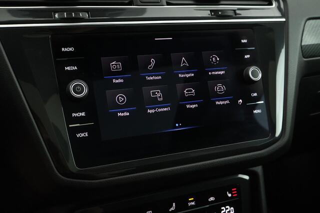 Volkswagen Tiguan 1.4 TSI 245pk eHybrid R-Line Business Black Style Trekhaak Panoramadak Stoelverwarming Virtual Cockpit