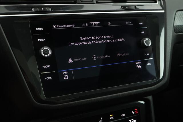 Volkswagen Tiguan 1.4 TSI 245pk eHybrid R-Line Business Black Style Trekhaak Panoramadak Stoelverwarming Virtual Cockpit