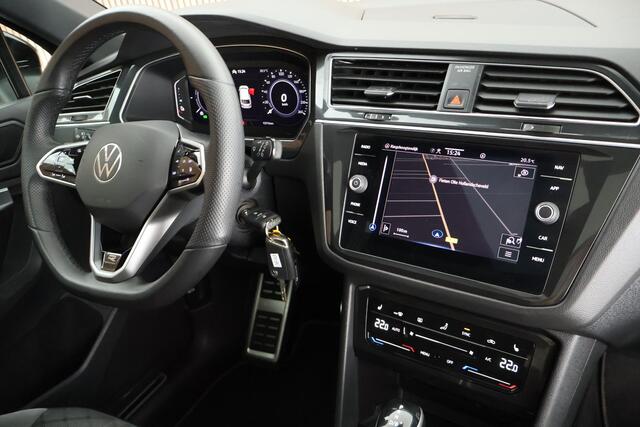 Volkswagen Tiguan 1.4 TSI 245pk eHybrid R-Line Business Black Style Trekhaak Panoramadak Stoelverwarming Virtual Cockpit