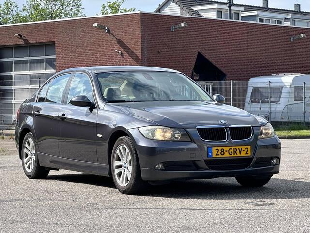 BMW 3-Serie 316i Executive CruiseClimaTrekhaakNAPLM velgenDealer onderhouden