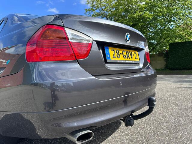 BMW 3-Serie 316i Executive CruiseClimaTrekhaakNAPLM velgenDealer onderhouden