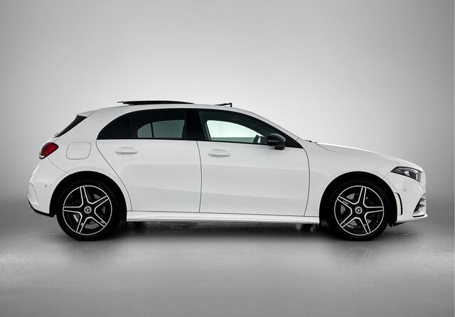 Mercedes-Benz A-Klasse 250 e AMG Line | Panoramadak | Achteruitrijcamera | Digitale radio DAB+ | Night pakket | Inclusief 24 maanden MB Certified garantie voor Euro