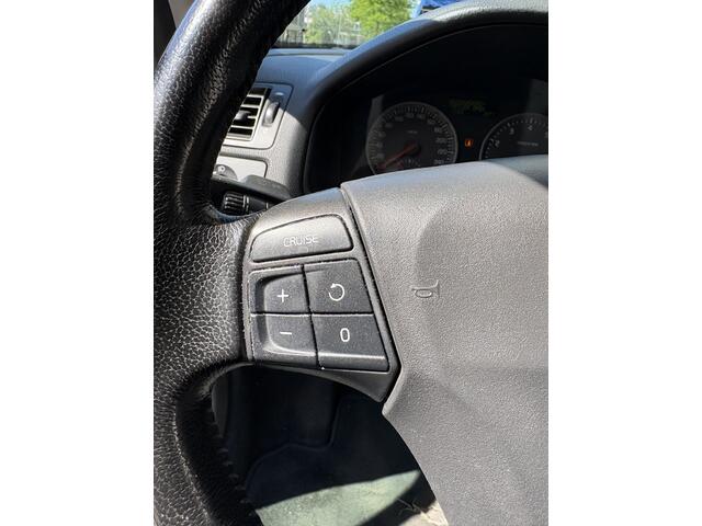 Volvo S40 1.8 Kinetic CLIMA/CRUISE/LM VELGEN