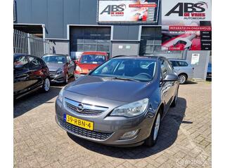 Opel Astra Sports Tourer (2010 - 2016)